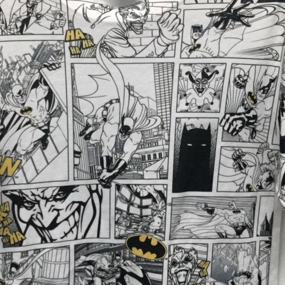 Batman Comic Book T-Shirt size Small AOP All Over Print - Picture 5 of 9
